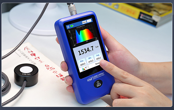 LS335 Touchscreen Spectral Illuminance Meter
