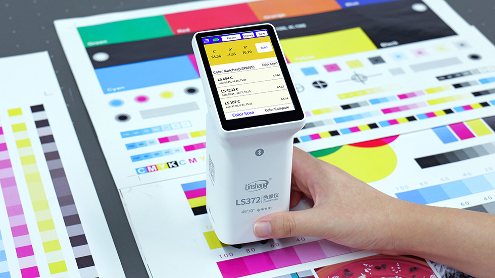 LS372 Small Aperture Spectrophotometer