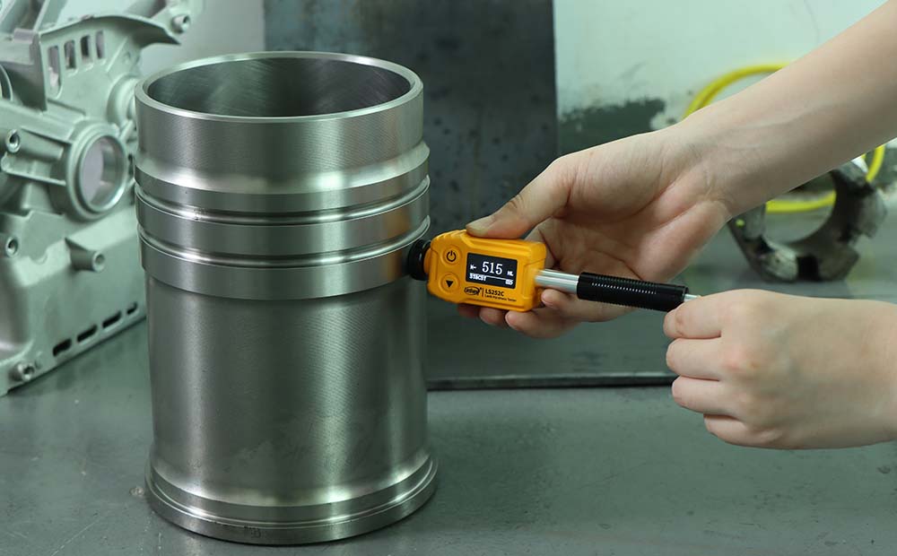 Leeb hardness tester