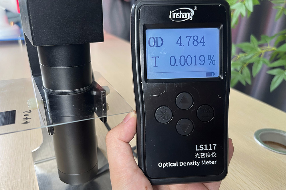 LS117 optical density tester detects ink