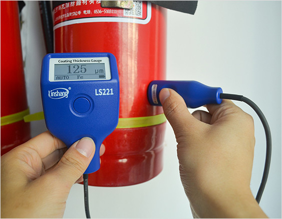 LS221 Coating Thickness Gauge tests the coating on fire extinguisher