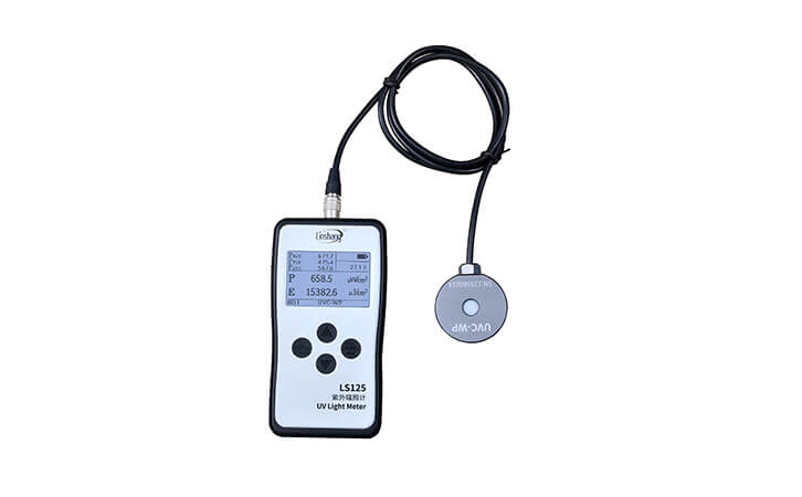 Waterproof UV intensity detector