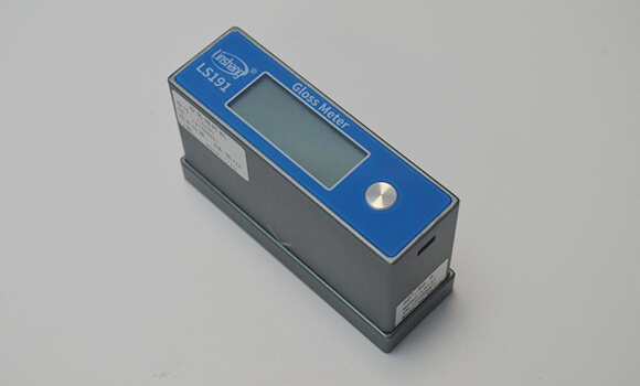 gloss meter