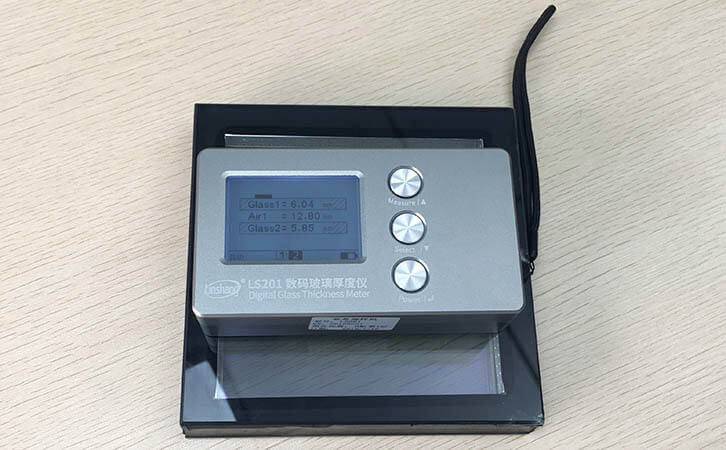 digital glass  thickness meter