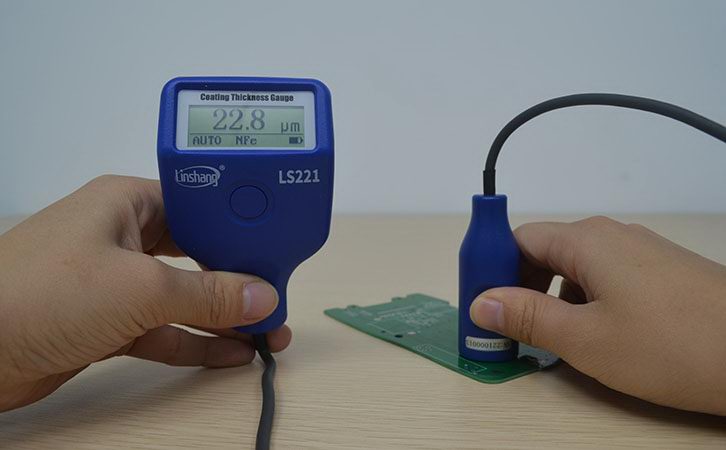 Split dry film thickness gauge