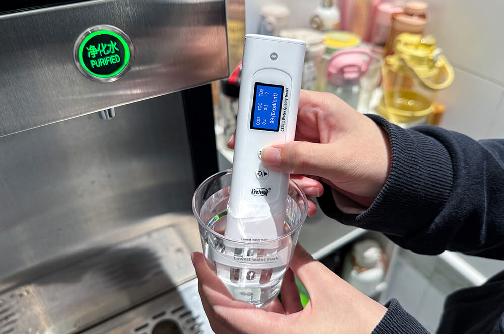 LS311 measuring dispenser water