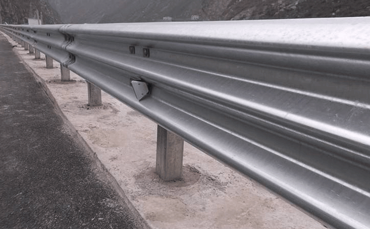 corrugated guardrail