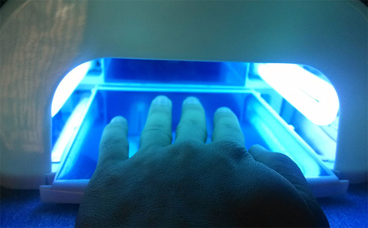UV nail lamp