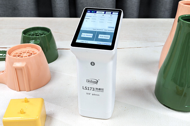 LS173 Handheld Spectrophotometer