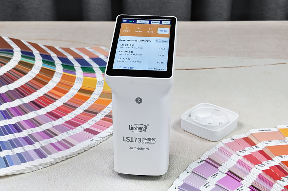 LS173 spectrophotometer matches color chart codes