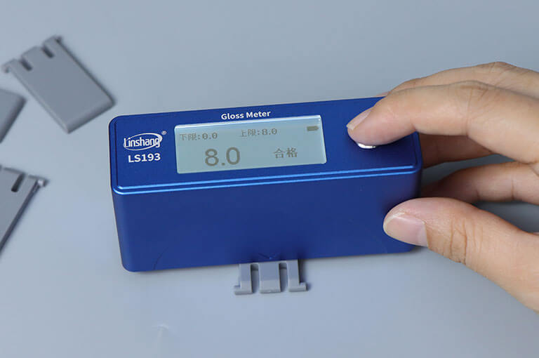 LS193 gloss meter measure small size plastic material