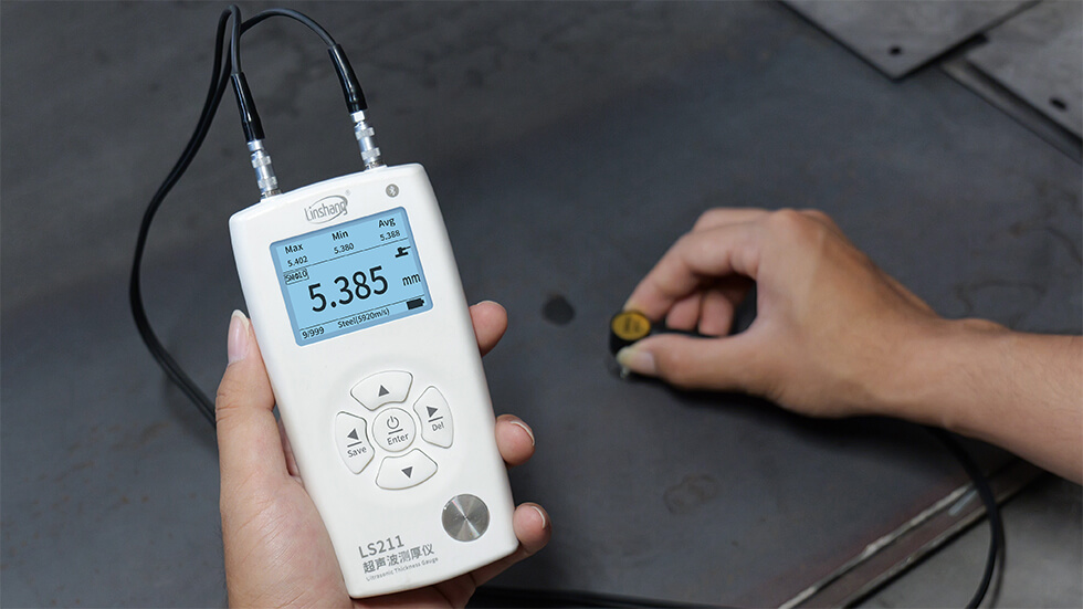 LS211 Wide Range Ultrasonic Thickness Gauge